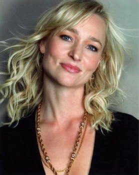 kari matchett headshot