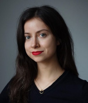 carla zeller headshot